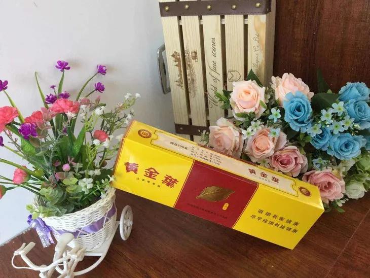 钻石荷花硬盒多少钱一包（硬荷花35和45怎么区分）